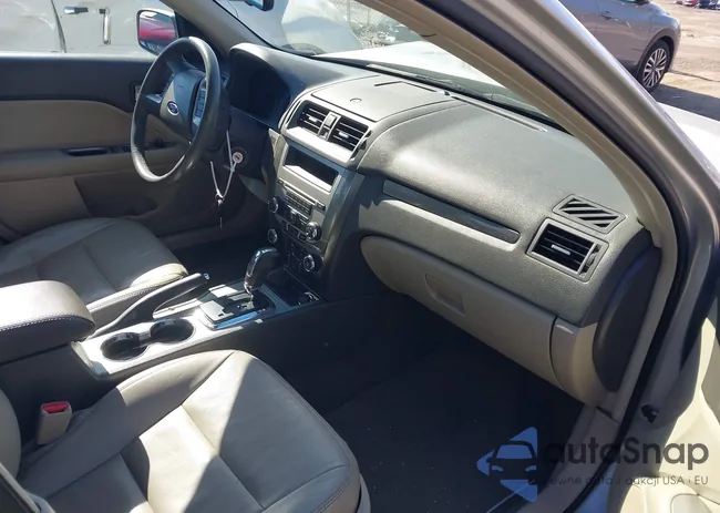 3FAHP0JG8AR223260: 44592954