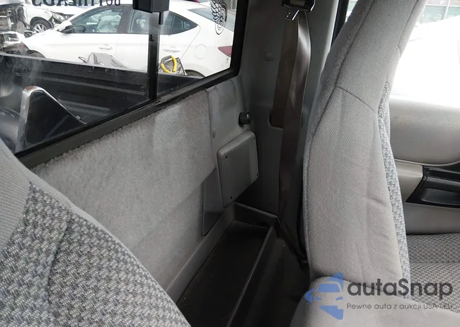 1FTYR11U7WTA49462: 44592972