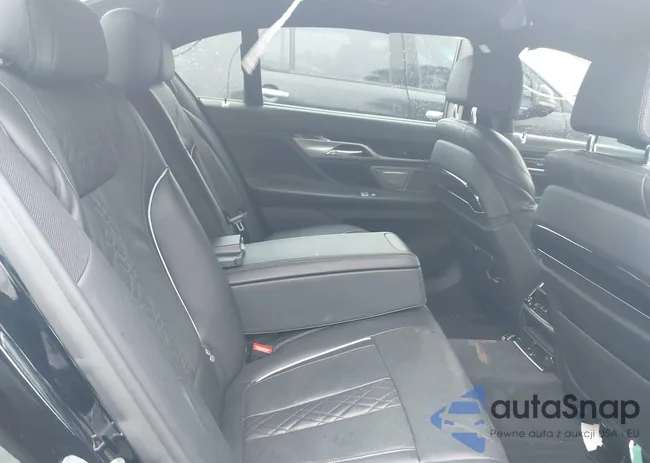 WBA7F0C55KGM25273: 44593034