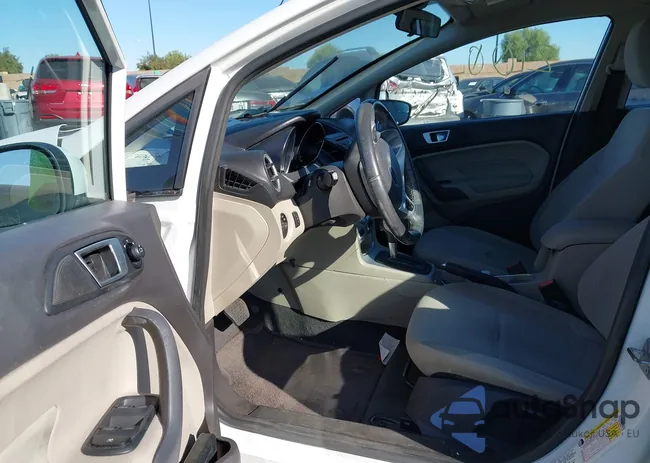 3FADP4EJ9FM191970: 44592100