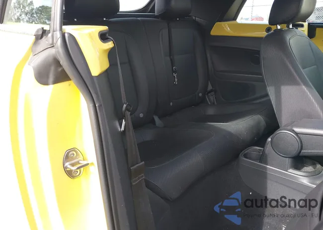 3VW517AT9FM811030: 44592102