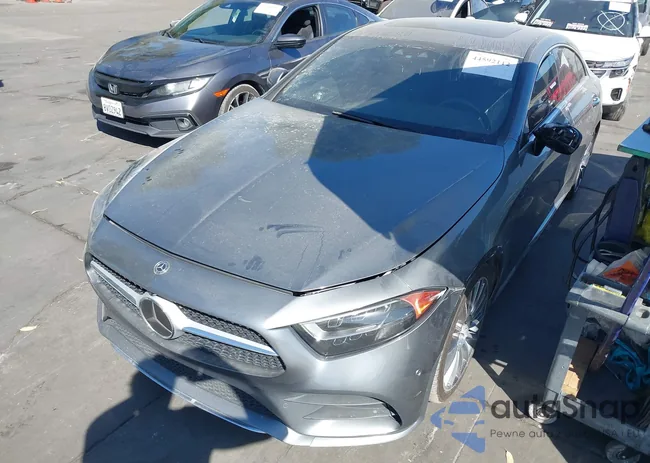 WDD2J5JB2KA027772: 44592112