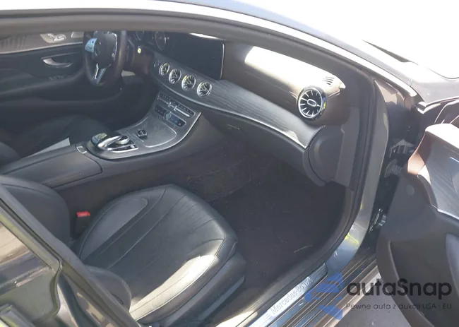 WDD2J5JB2KA027772: 44592112