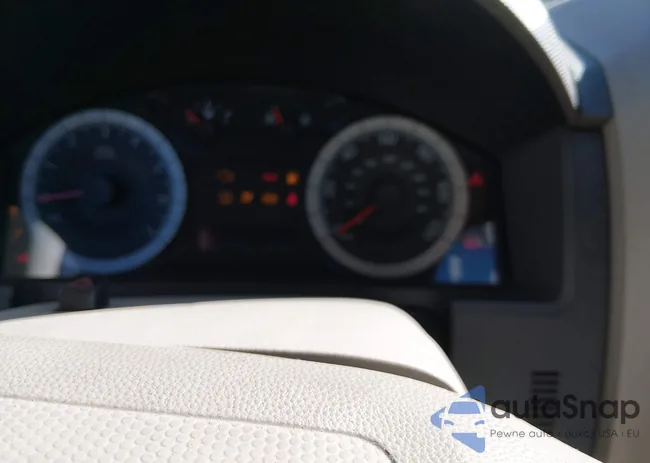 1FMCU49359KA42215: 44592160