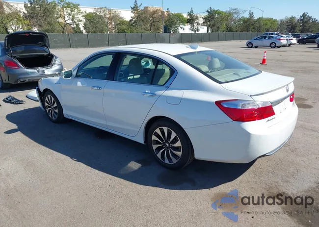 1HGCR6F74FA004339: 44592297