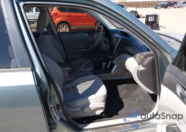 JF2SHBDC9CH435415: 44592386