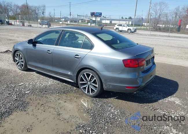 3VW4A7AJ4CM426092: 44593630