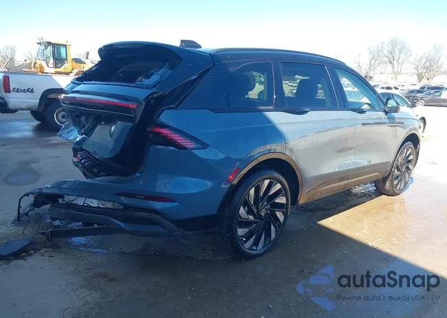 5LMPJ8KA9TJ994591: 44593702