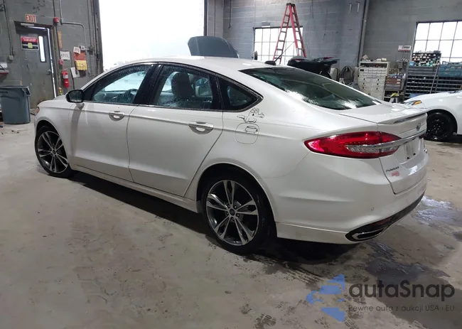 3FA6P0D98HR239733: 44593752