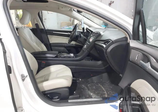 3FA6P0D98HR239733: 44593752