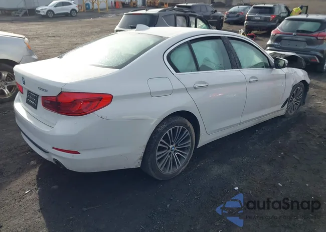 WBAJA7C57JWA73124: 44593767