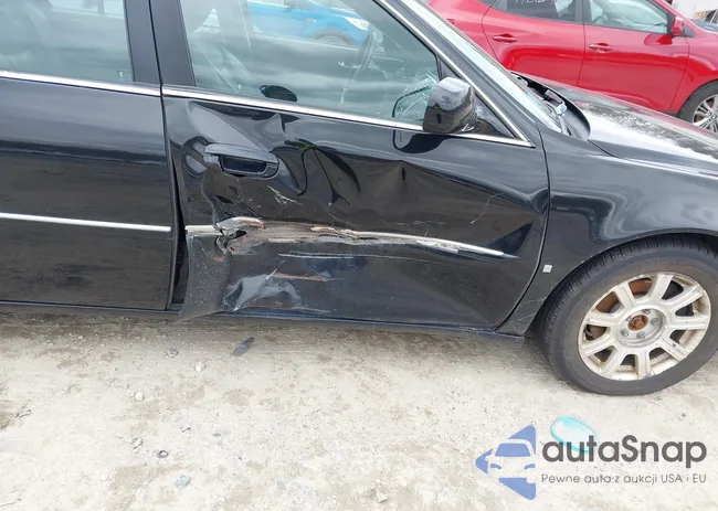 1G6KD57Y09U133386: 44593937