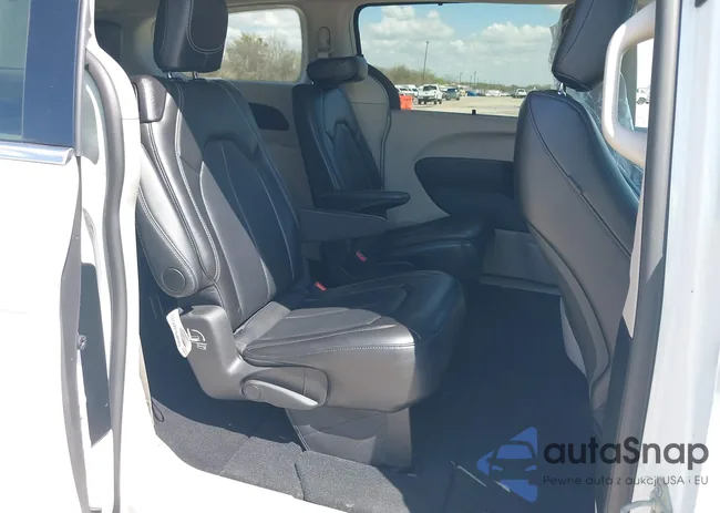 2C4RC1BG3RR165431: 44593955