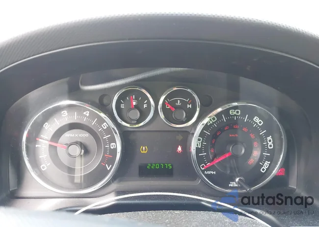 2FMDK36CX8BA60551: 44593991