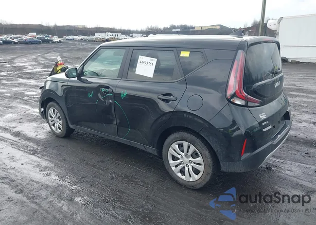 KNDJ23AUXP7872527: 44593361