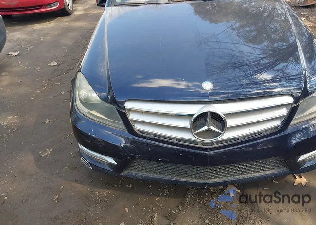 WDDGF8AB9DA768741: 44593387