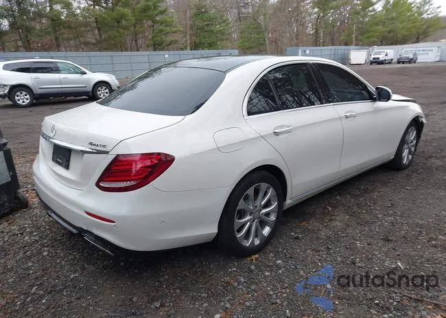 WDDZF4KB8HA178195: 44593431