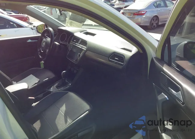 3VV3B7AX9JM020078: 44594546