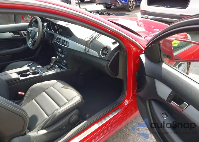 WDDGJ4HB3EG203705: 44594580