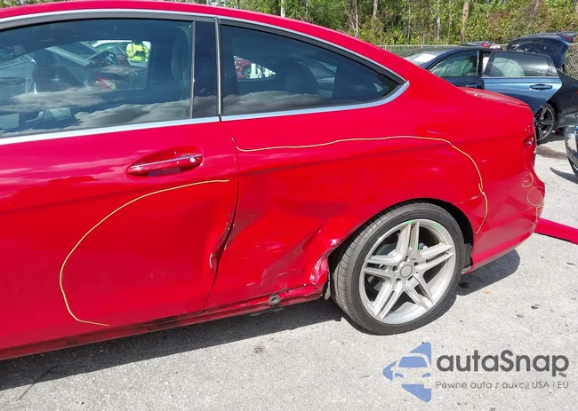 WDDGJ4HB3EG203705: 44594580