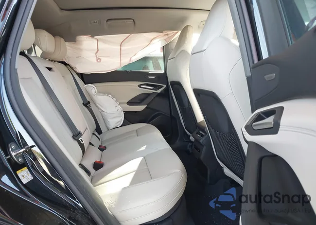 WA124BGF2SA035875: 44594634