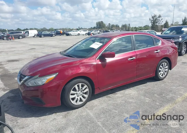 1N4AL3AP1JC215899: 44594647