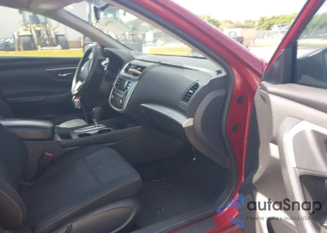 1N4AL3AP1JC215899: 44594647