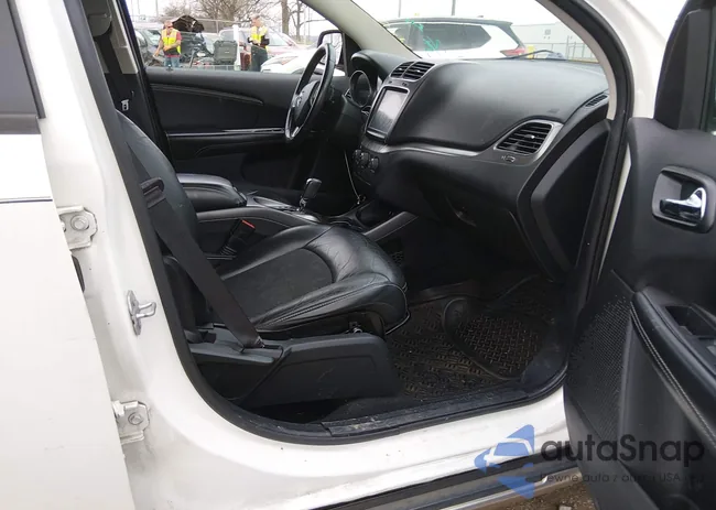 3C4PDCGBXFT686555: 44594673