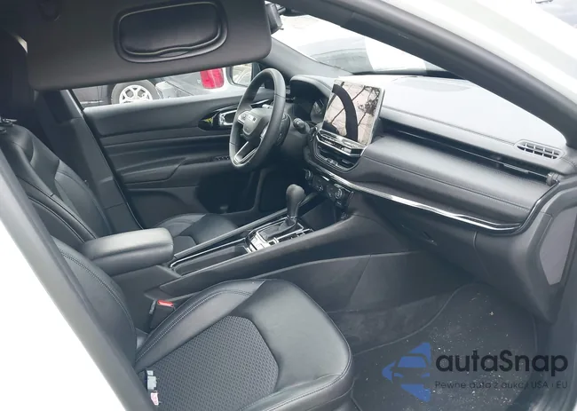 3C4NJDBN7ST593896: 44594932