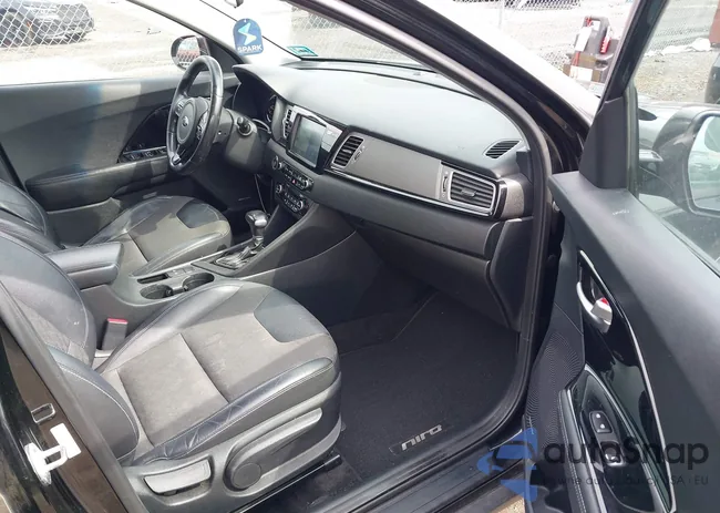 KNDCC3LC7H5056852: 44594081