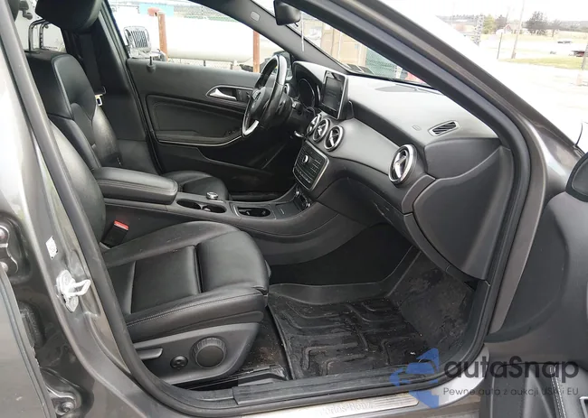 WDCTG4GB4GJ220487: 44594191