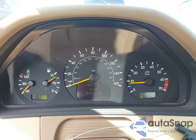 WDBJF70J2YB052359: 44594376