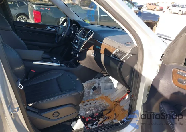 4JGDF6EE5FA491199: 44594455