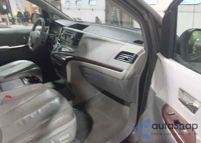 5TDDK3DC5CS040268: 44595680