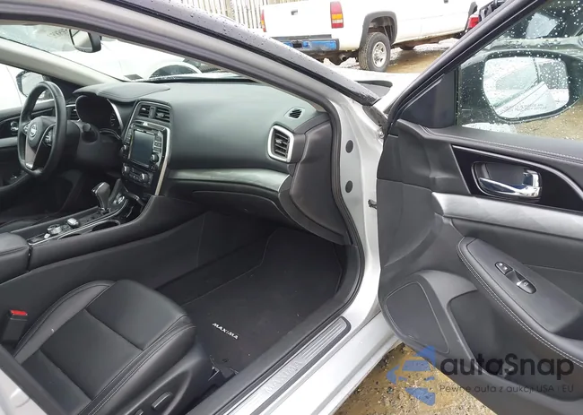 1N4AA6AP4HC437614: 44595852