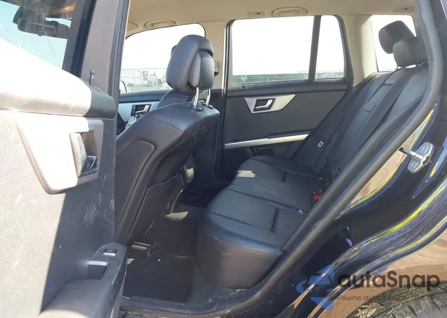 WDCGG8HB3CF752074: 44595943