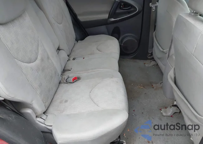 2T3BF4DV8BW100737: 44595979