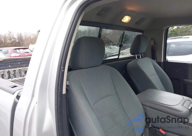 3C6JR6DT0FG569718: 44595999