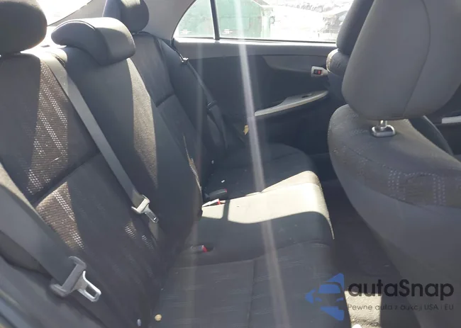 2T1BU4EE6BC626783: 44595247