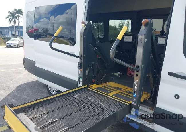 1FTYR3XM2GKA32353: 44595268