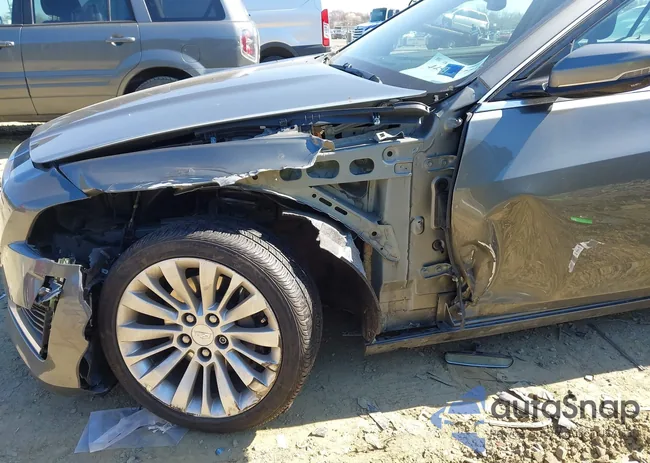 1G6AX5SXXH0137923: 44595277