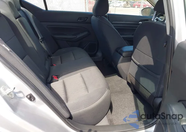 1N4BL4DVXSN402858: 44595341