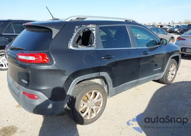 1C4PJLCB4EW205884: 44595469