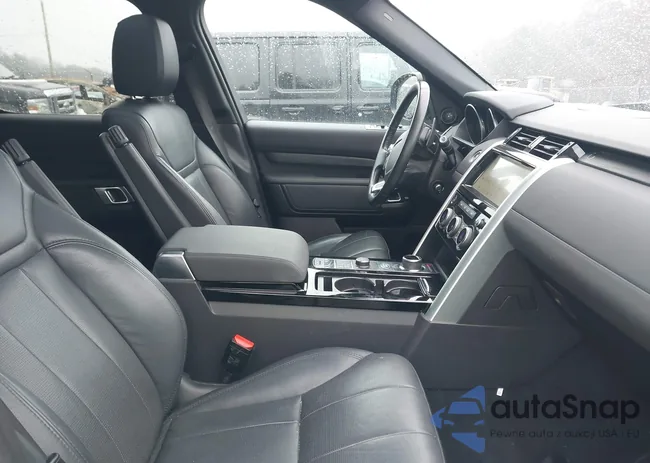 SALRRBBV5HA034810: 44596555