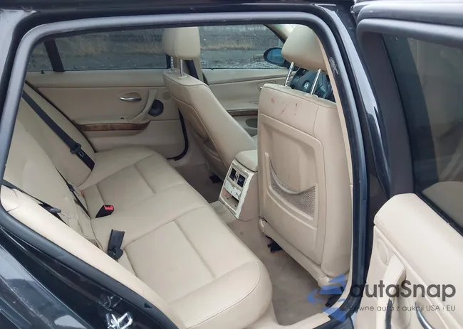 WBAVT73527FZ36705: 44596569