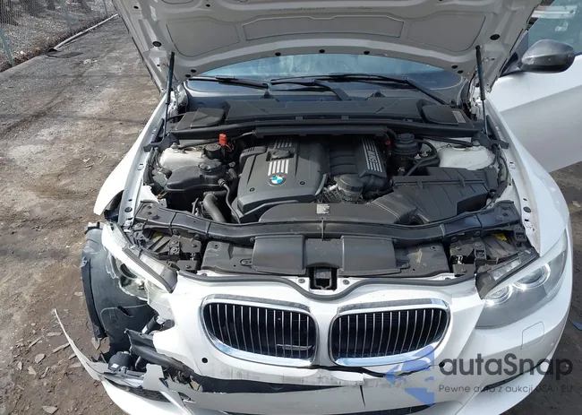 WBAKF5C52CE657284: 44596702