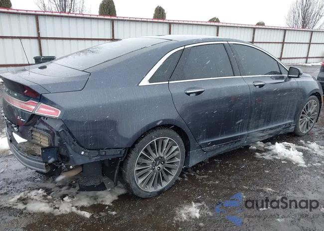 3LN6L2JK2DR823446: 44596714