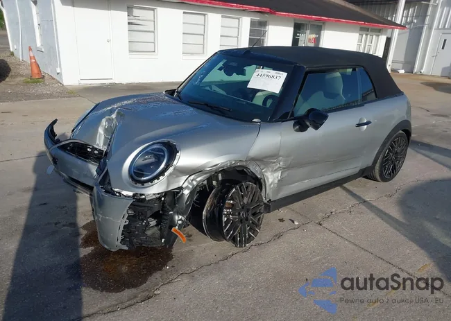 WMW23GX06S2X28165: 44596837