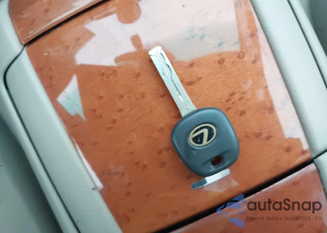 JTJHW31U182049421: 44596957