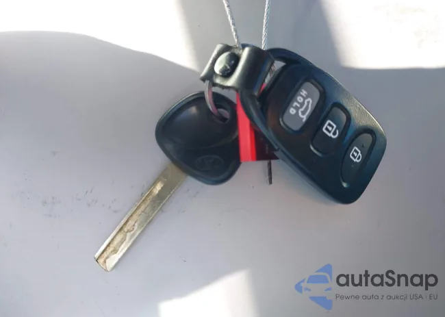 KMHTC6AD9GU250814: 44596969